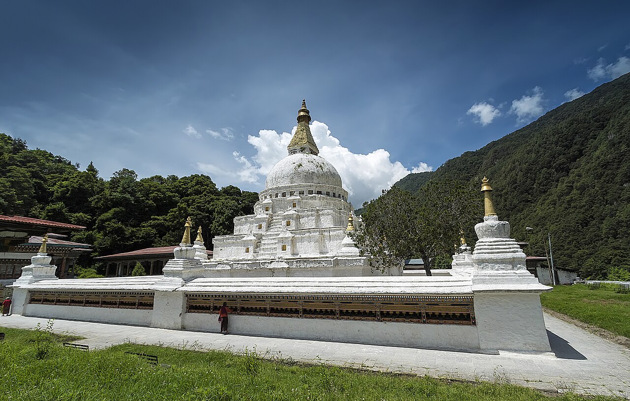 Chorten Kora