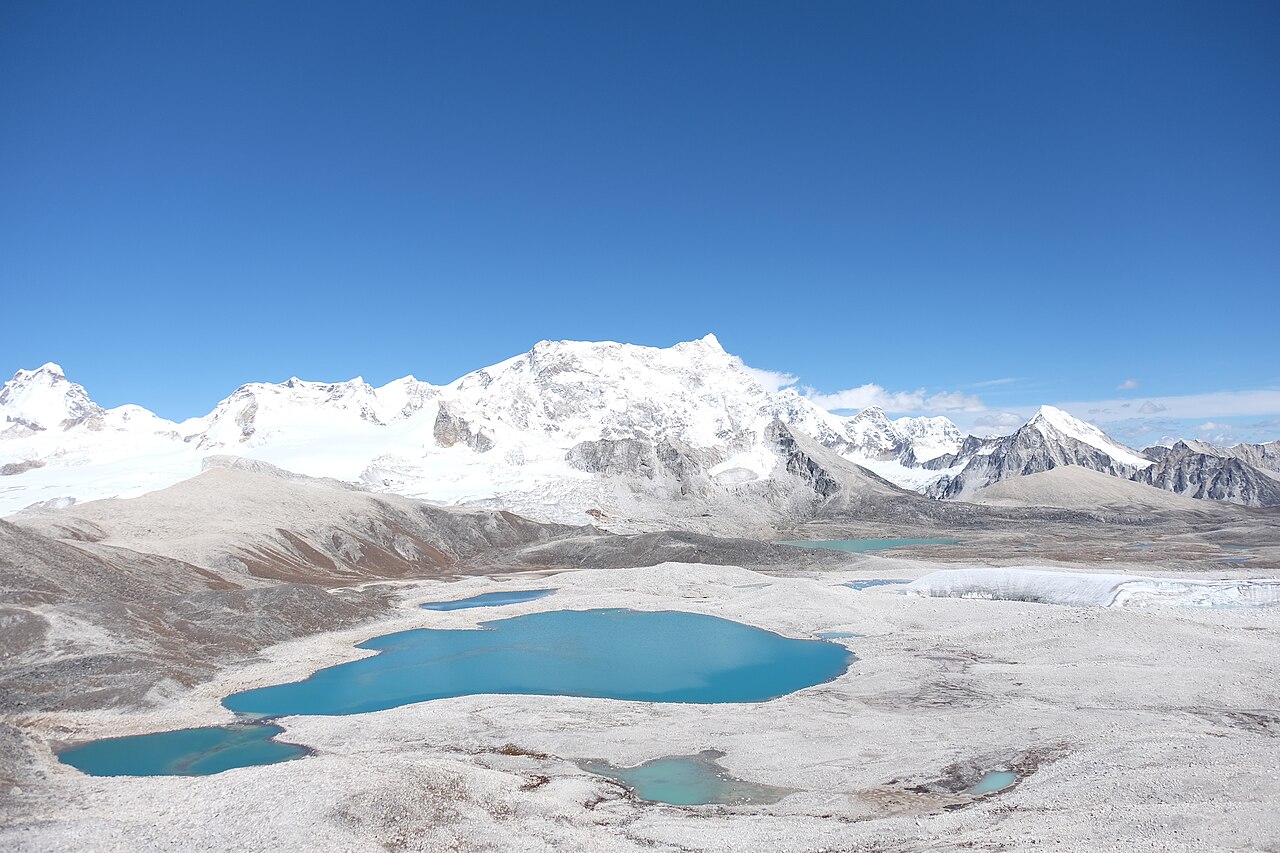 Gangkhar puensum landscape